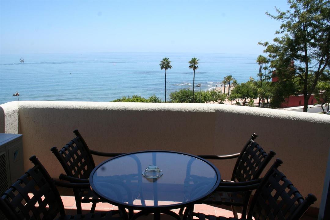 Benalbeach Sea Front Benalmádena Exteriör bild