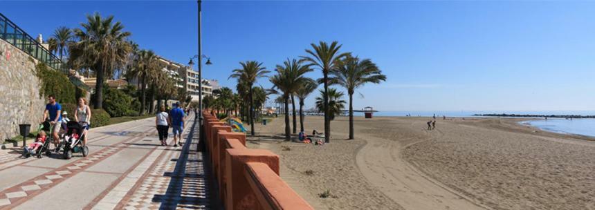 Benalbeach Sea Front Benalmádena Exteriör bild